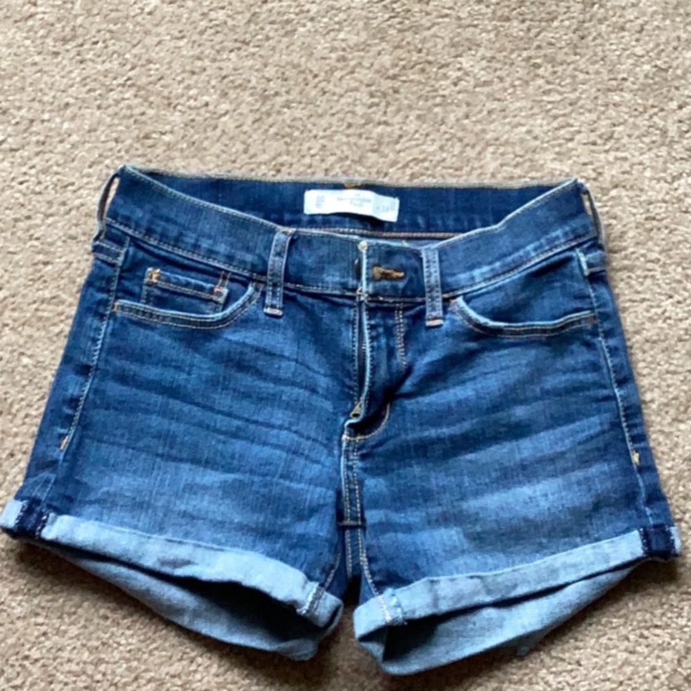 Abercrombie & Fitch jean short(size 00/24in)